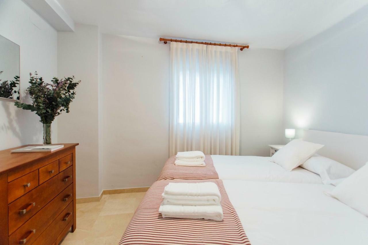 One & Lux- Lagar Apartment Sevilla Exterior foto