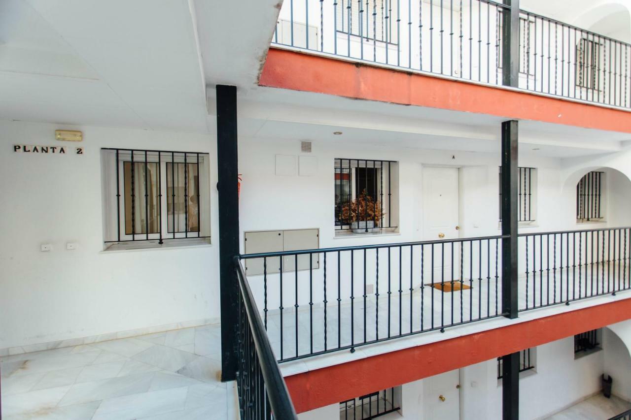 One & Lux- Lagar Apartment Sevilla Exterior foto